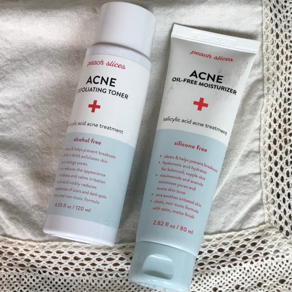 Peach slices acne Exfoliating toner oil free moisturizer salicylicacid treatment